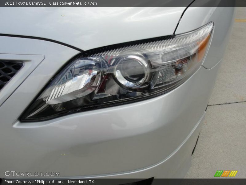 Classic Silver Metallic / Ash 2011 Toyota Camry SE