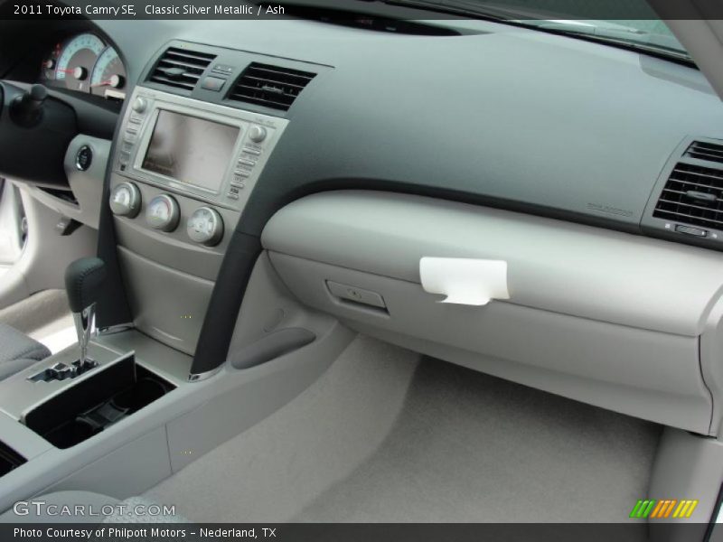 Classic Silver Metallic / Ash 2011 Toyota Camry SE