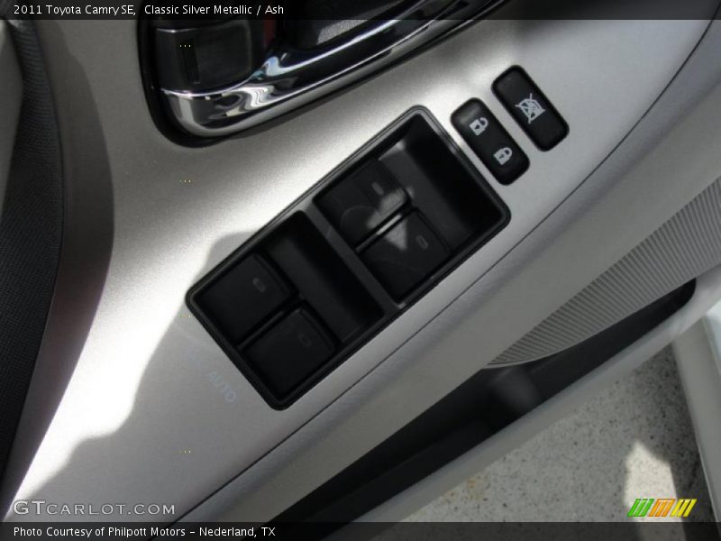 Classic Silver Metallic / Ash 2011 Toyota Camry SE