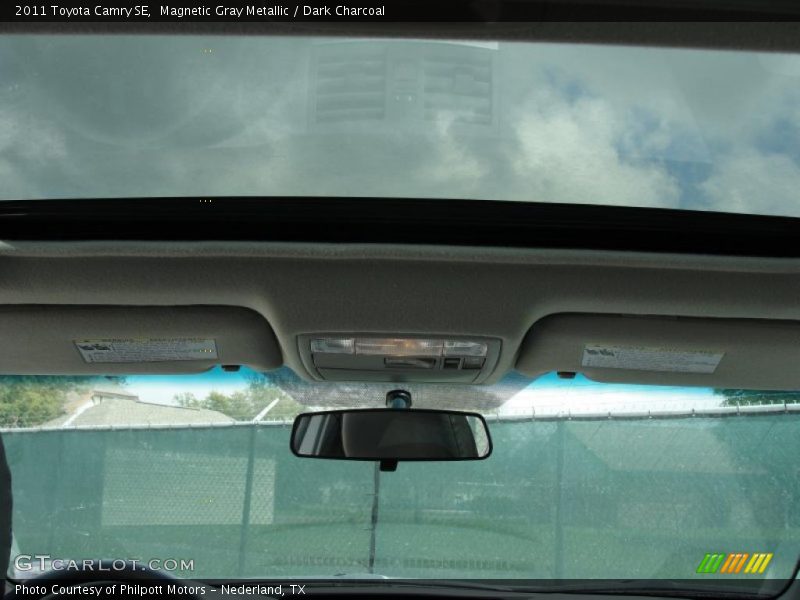 Magnetic Gray Metallic / Dark Charcoal 2011 Toyota Camry SE