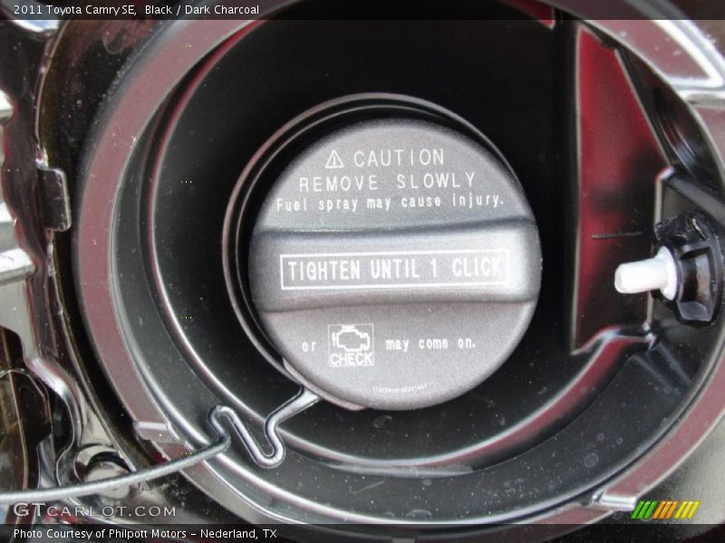 Black / Dark Charcoal 2011 Toyota Camry SE