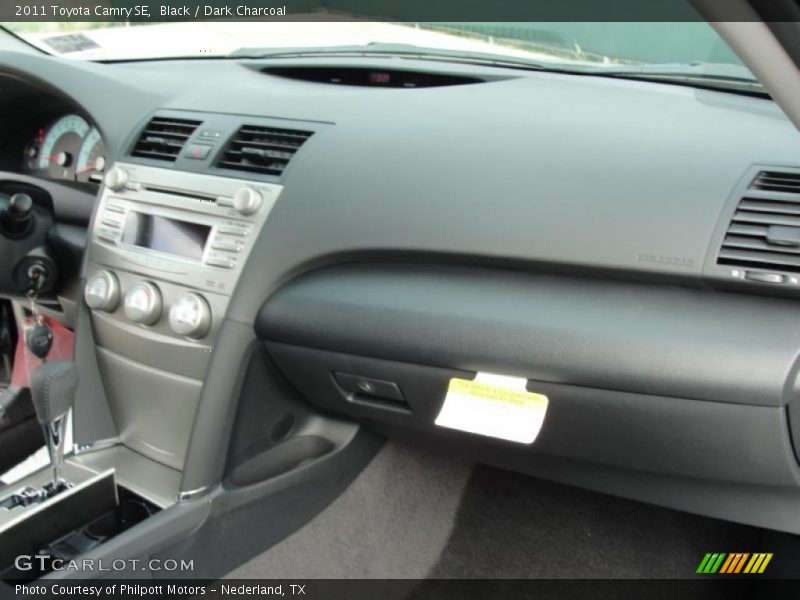Black / Dark Charcoal 2011 Toyota Camry SE