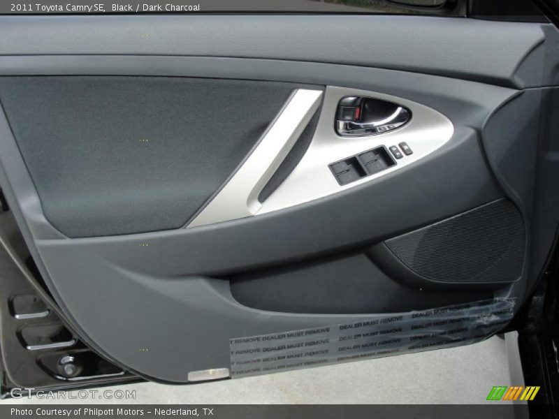 Black / Dark Charcoal 2011 Toyota Camry SE