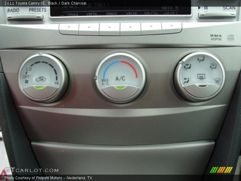 Black / Dark Charcoal 2011 Toyota Camry SE