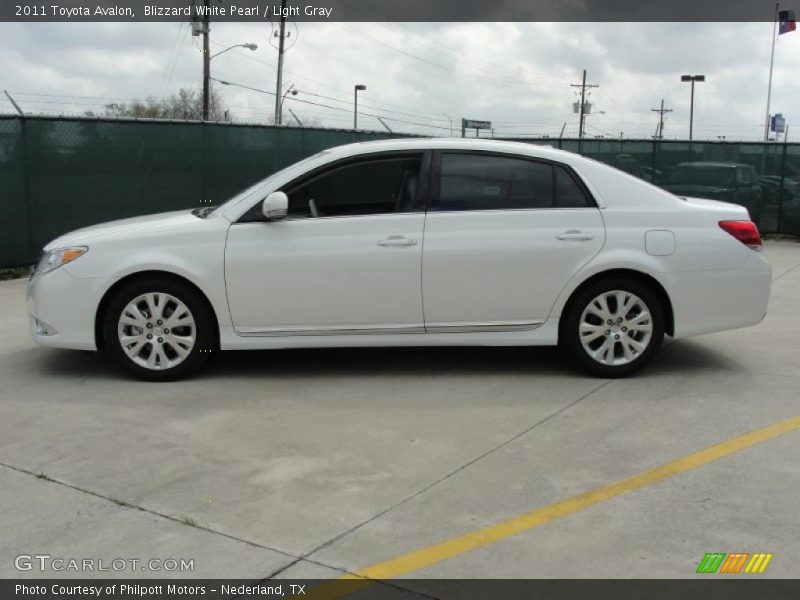 Blizzard White Pearl / Light Gray 2011 Toyota Avalon