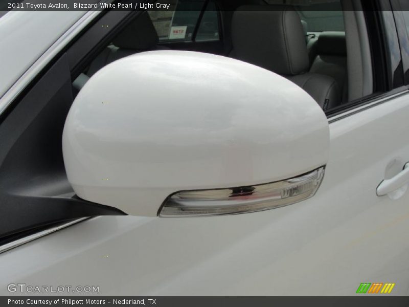 Blizzard White Pearl / Light Gray 2011 Toyota Avalon