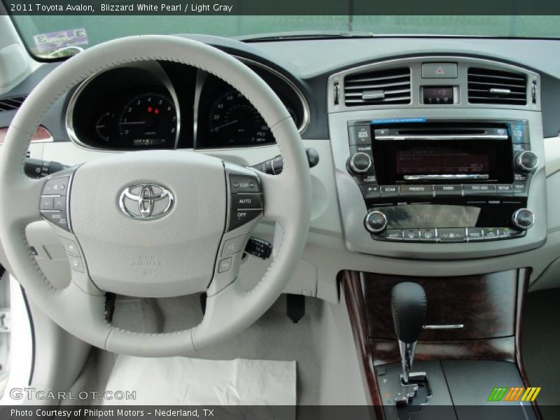 Blizzard White Pearl / Light Gray 2011 Toyota Avalon
