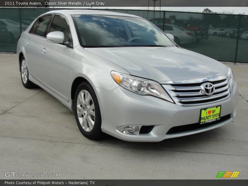 Classic Silver Metallic / Light Gray 2011 Toyota Avalon