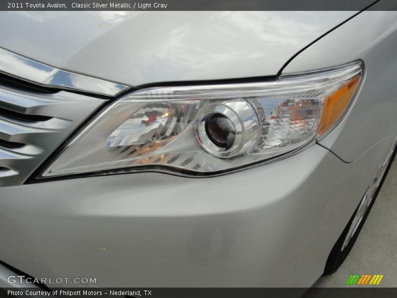 Classic Silver Metallic / Light Gray 2011 Toyota Avalon
