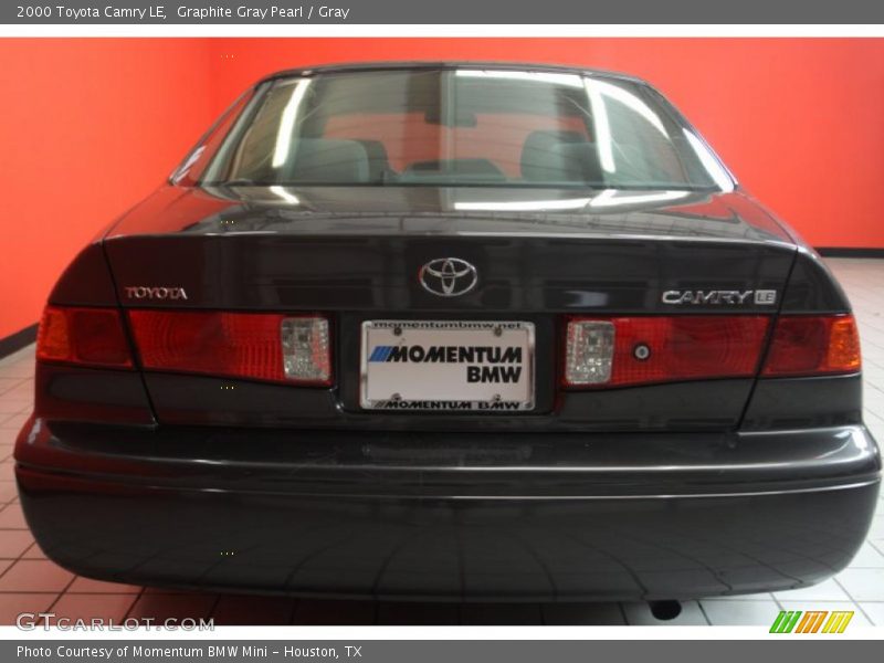 Graphite Gray Pearl / Gray 2000 Toyota Camry LE