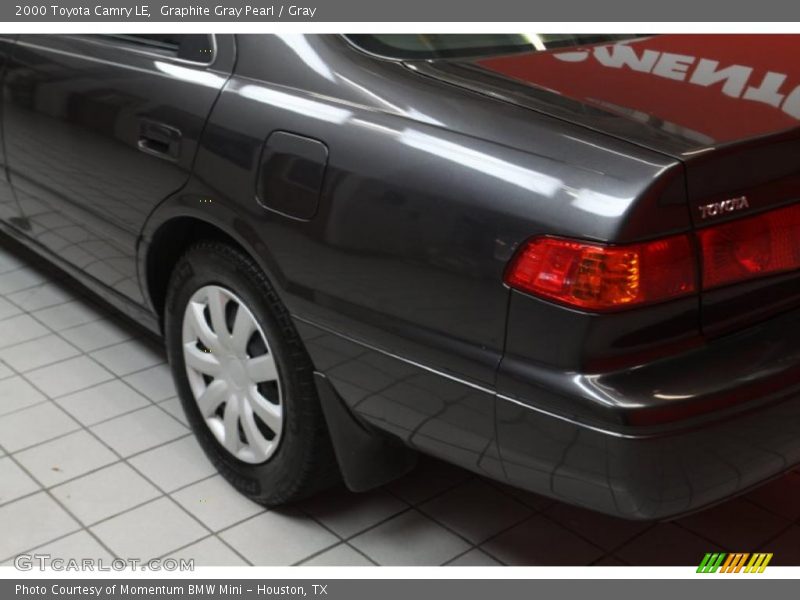 Graphite Gray Pearl / Gray 2000 Toyota Camry LE