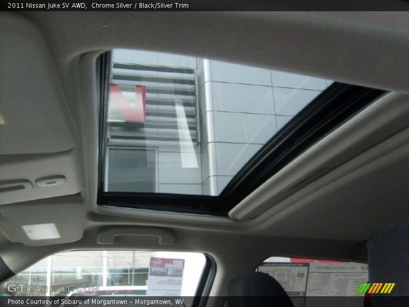 Chrome Silver / Black/Silver Trim 2011 Nissan Juke SV AWD