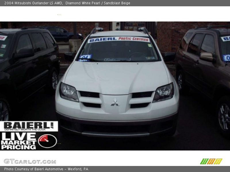 Diamond White Pearl / Sandblast Beige 2004 Mitsubishi Outlander LS AWD