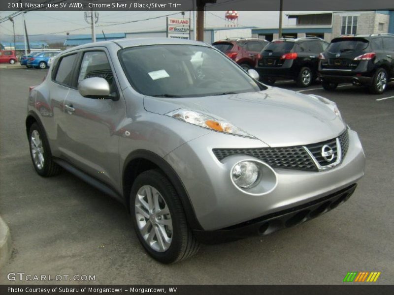 Front 3/4 View of 2011 Juke SV AWD