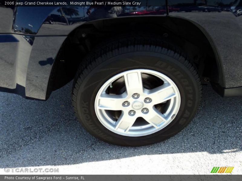 Midnight Blue Pearl / Medium Slate Gray 2006 Jeep Grand Cherokee Laredo