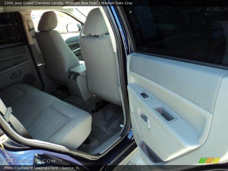 Midnight Blue Pearl / Medium Slate Gray 2006 Jeep Grand Cherokee Laredo