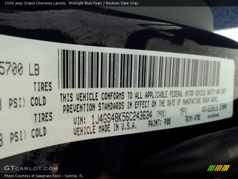 Midnight Blue Pearl / Medium Slate Gray 2006 Jeep Grand Cherokee Laredo