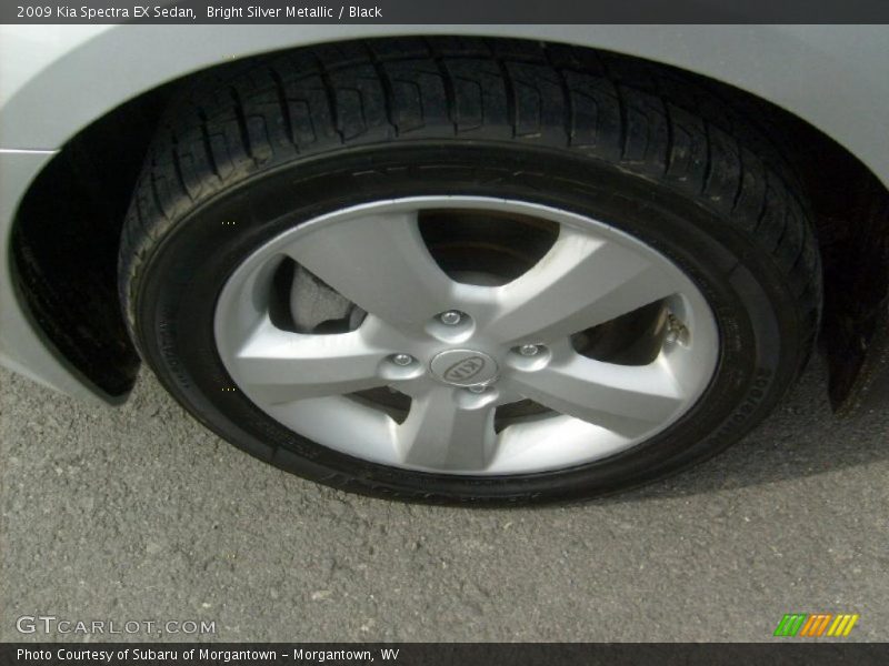 Bright Silver Metallic / Black 2009 Kia Spectra EX Sedan