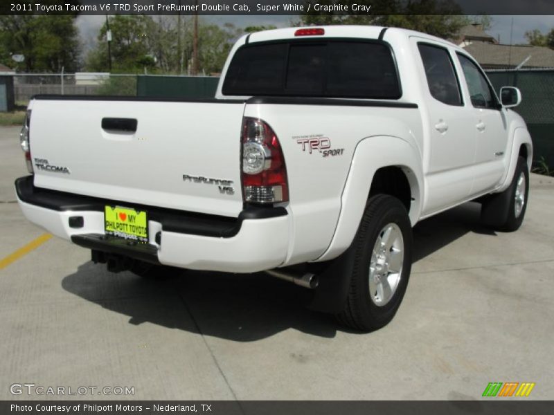 Super White / Graphite Gray 2011 Toyota Tacoma V6 TRD Sport PreRunner Double Cab