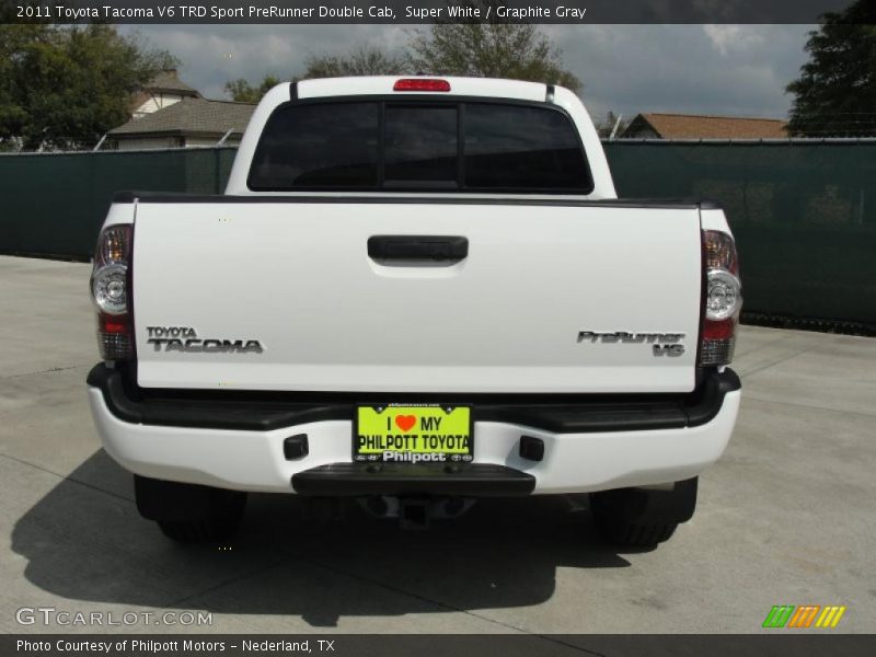 Super White / Graphite Gray 2011 Toyota Tacoma V6 TRD Sport PreRunner Double Cab