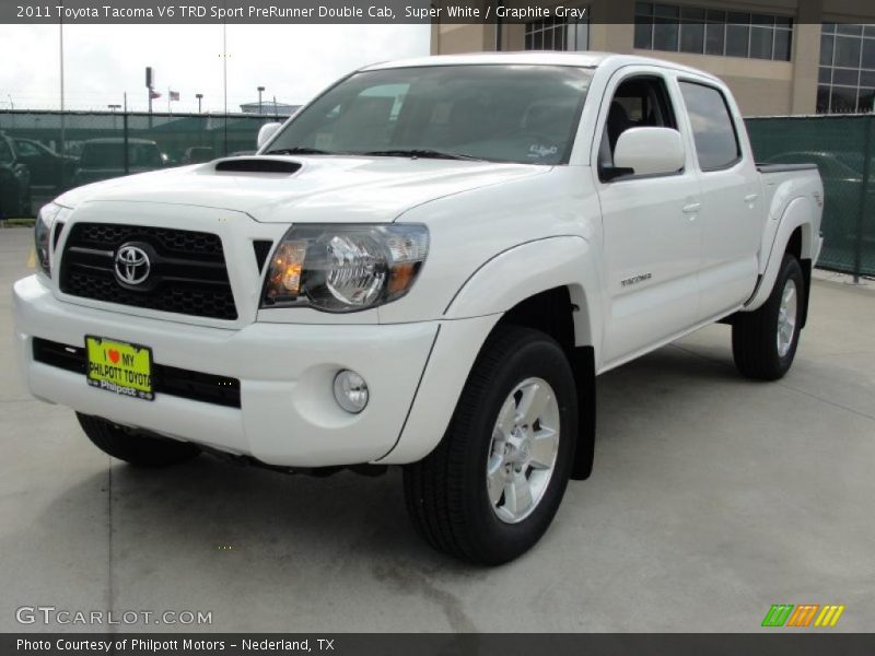 Super White / Graphite Gray 2011 Toyota Tacoma V6 TRD Sport PreRunner Double Cab