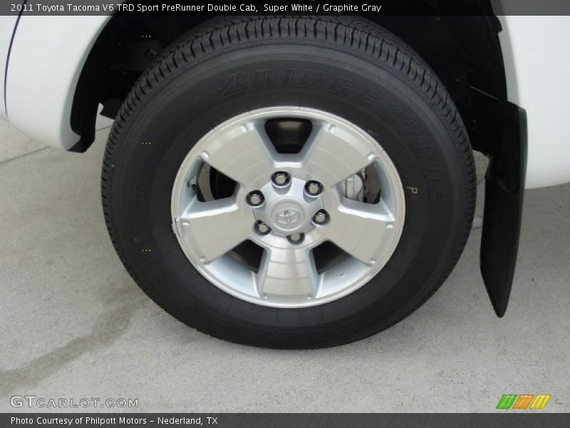 Super White / Graphite Gray 2011 Toyota Tacoma V6 TRD Sport PreRunner Double Cab