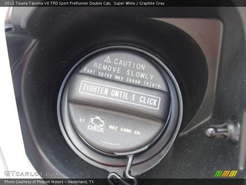 Super White / Graphite Gray 2011 Toyota Tacoma V6 TRD Sport PreRunner Double Cab