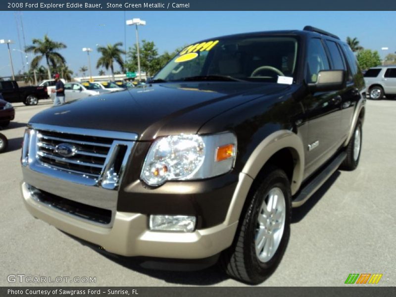 Front 3/4 View of 2008 Explorer Eddie Bauer