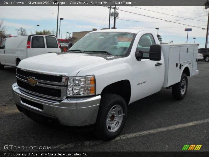 Summit White / Dark Titanium 2011 Chevrolet Silverado 2500HD Regular Cab Chassis