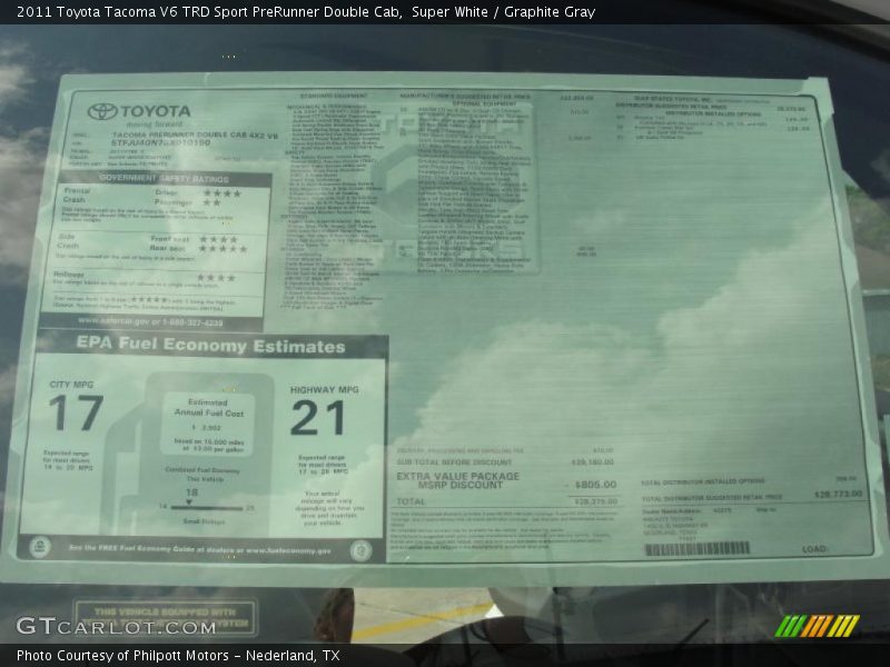 Super White / Graphite Gray 2011 Toyota Tacoma V6 TRD Sport PreRunner Double Cab