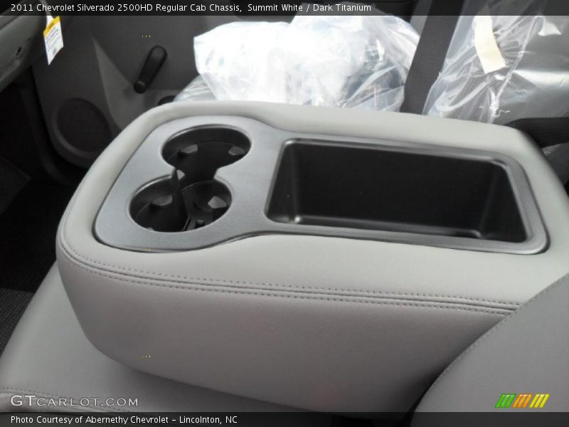 Summit White / Dark Titanium 2011 Chevrolet Silverado 2500HD Regular Cab Chassis