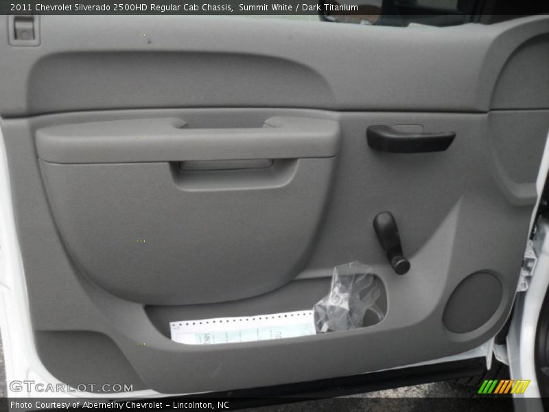 Summit White / Dark Titanium 2011 Chevrolet Silverado 2500HD Regular Cab Chassis