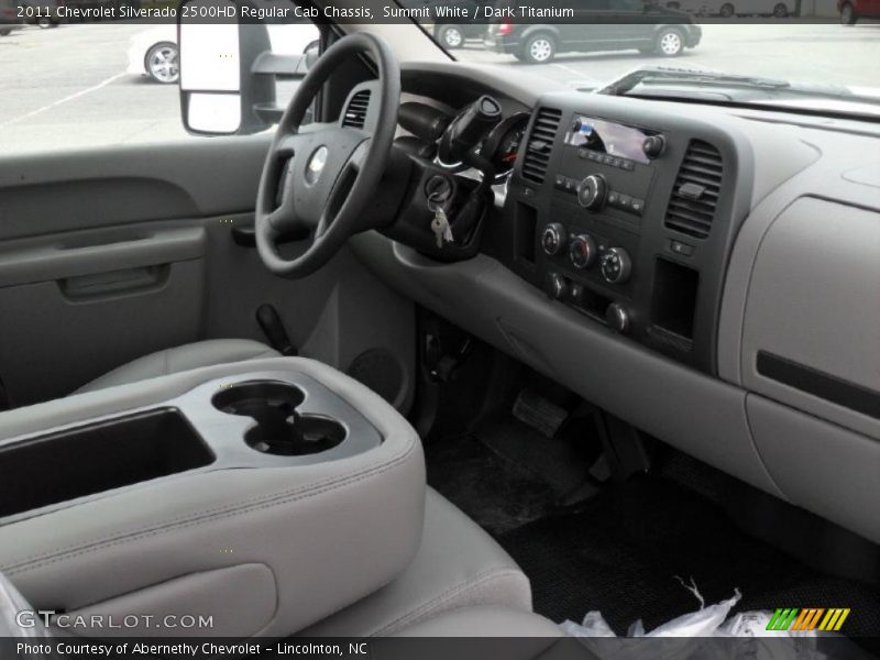 Summit White / Dark Titanium 2011 Chevrolet Silverado 2500HD Regular Cab Chassis