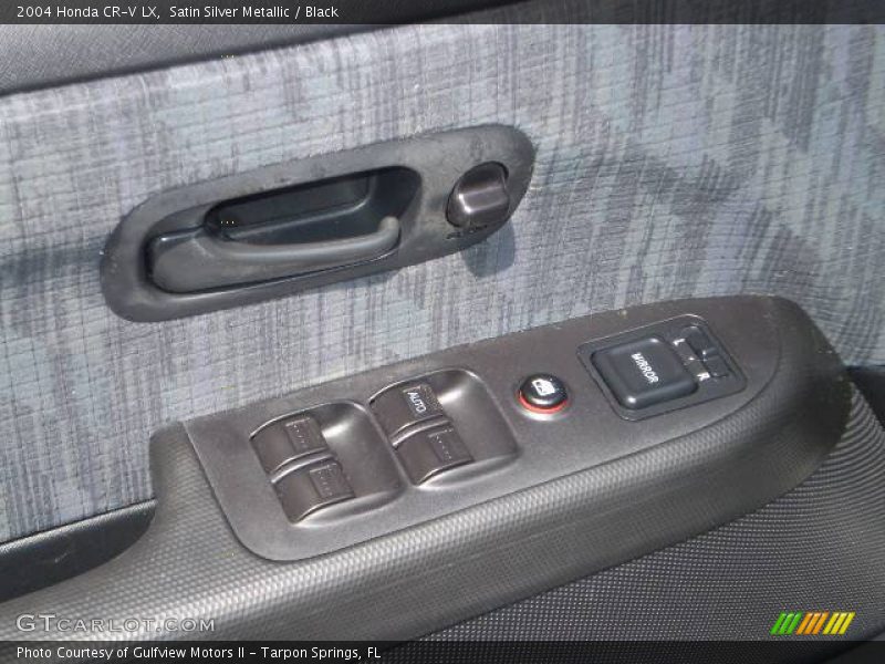 Satin Silver Metallic / Black 2004 Honda CR-V LX