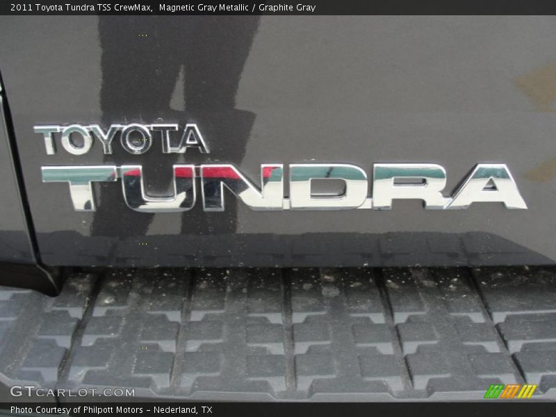  2011 Tundra TSS CrewMax Logo