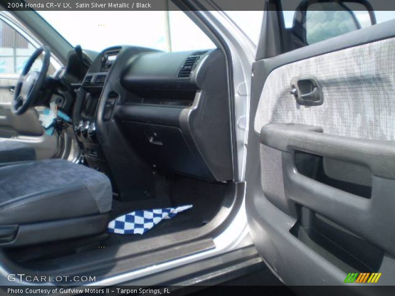 Satin Silver Metallic / Black 2004 Honda CR-V LX