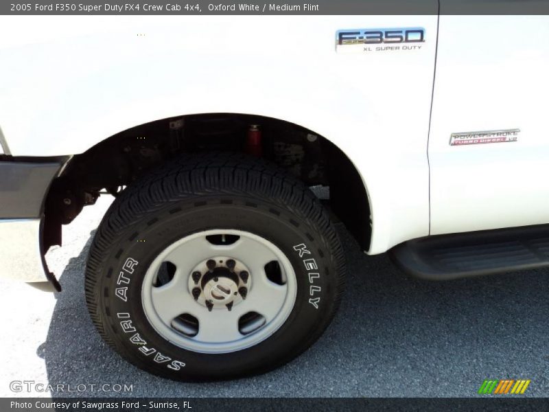 Oxford White / Medium Flint 2005 Ford F350 Super Duty FX4 Crew Cab 4x4