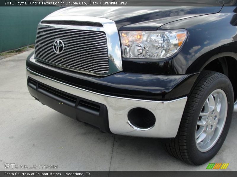 Black / Graphite Gray 2011 Toyota Tundra Texas Edition Double Cab