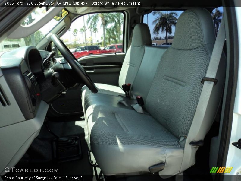 Oxford White / Medium Flint 2005 Ford F350 Super Duty FX4 Crew Cab 4x4