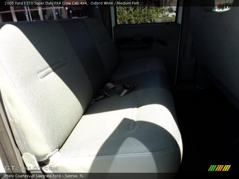 Oxford White / Medium Flint 2005 Ford F350 Super Duty FX4 Crew Cab 4x4