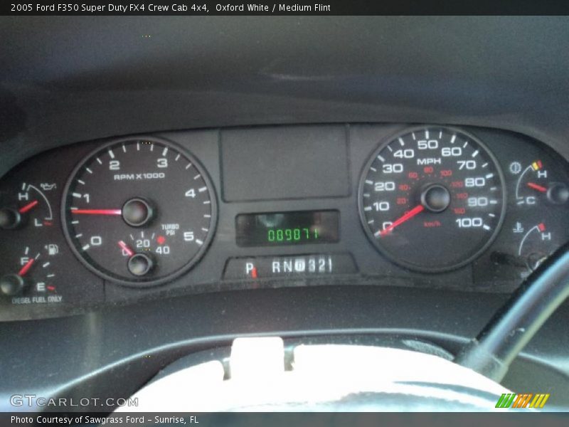Oxford White / Medium Flint 2005 Ford F350 Super Duty FX4 Crew Cab 4x4