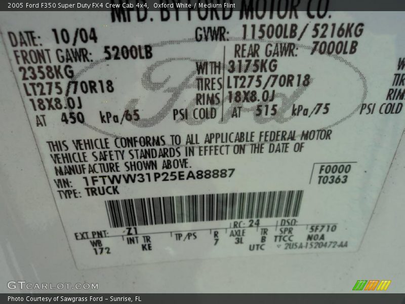 Oxford White / Medium Flint 2005 Ford F350 Super Duty FX4 Crew Cab 4x4