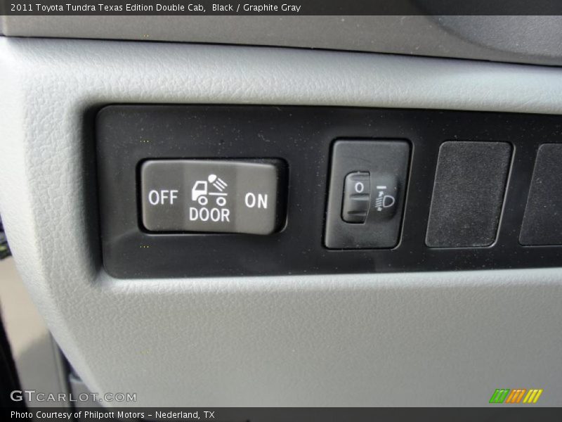 Black / Graphite Gray 2011 Toyota Tundra Texas Edition Double Cab