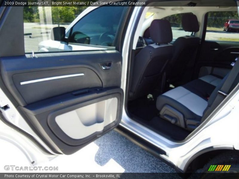 Bright Silver Metallic / Dark Slate Gray/Light Graystone 2009 Dodge Journey SXT