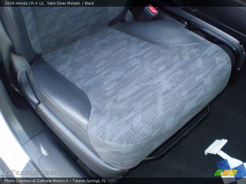 Satin Silver Metallic / Black 2004 Honda CR-V LX