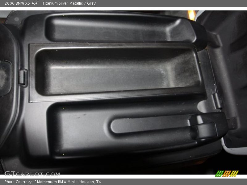 Titanium Silver Metallic / Grey 2006 BMW X5 4.4i