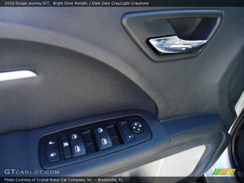 Bright Silver Metallic / Dark Slate Gray/Light Graystone 2009 Dodge Journey SXT