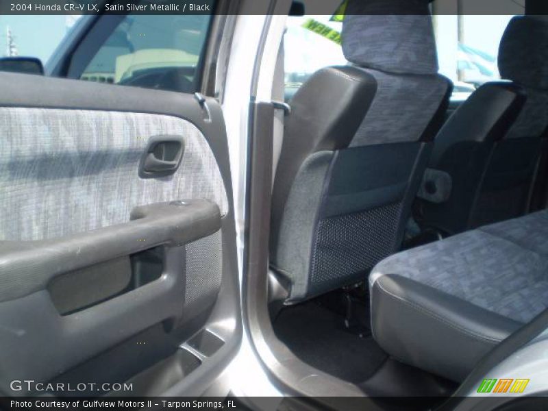 Satin Silver Metallic / Black 2004 Honda CR-V LX