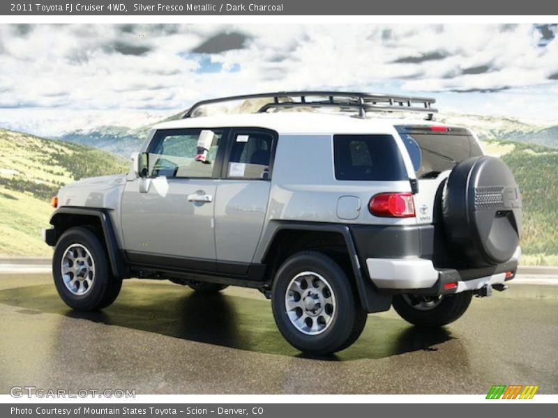 Silver Fresco Metallic / Dark Charcoal 2011 Toyota FJ Cruiser 4WD