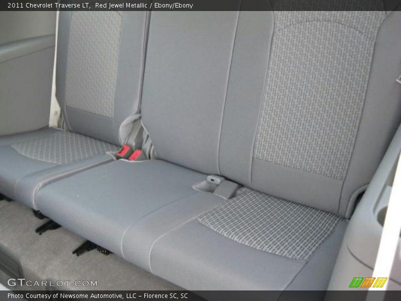Red Jewel Metallic / Ebony/Ebony 2011 Chevrolet Traverse LT